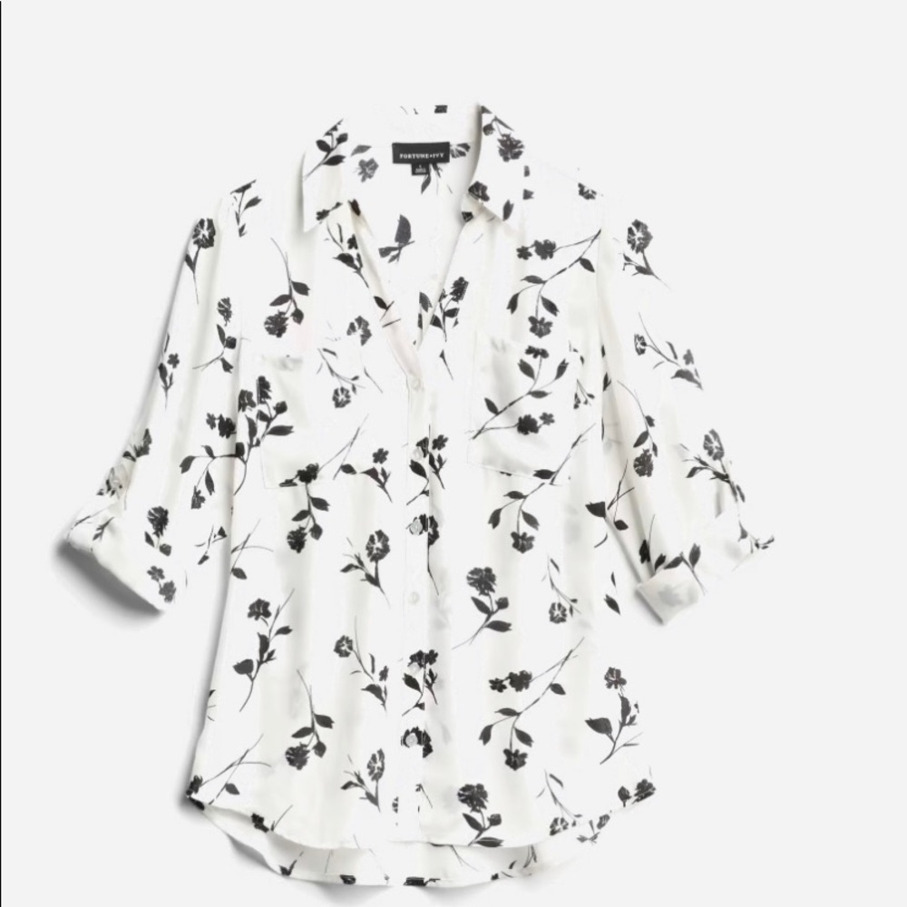NWT Sheer Breezy Blouse  🖤🤍